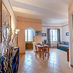 Palazzo Renzi Villa Capraia