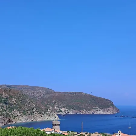 Villa Palazzo Renzi Capraia
