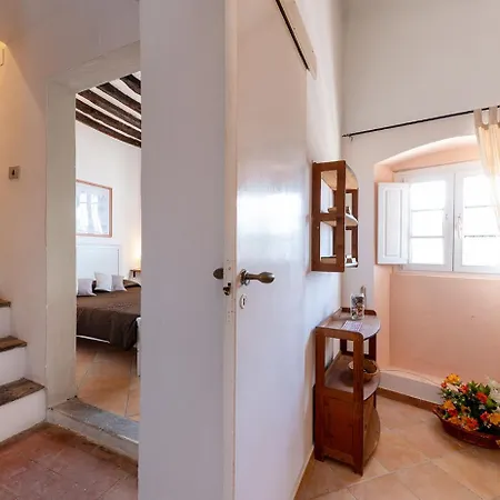 Palazzo Renzi Capraia