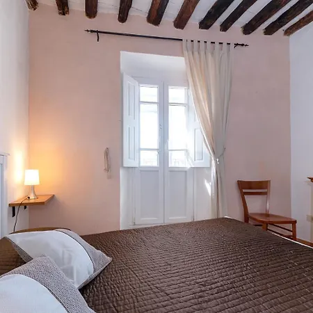 Palazzo Renzi Villa Capraia