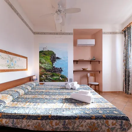 Palazzo Renzi * Capraia