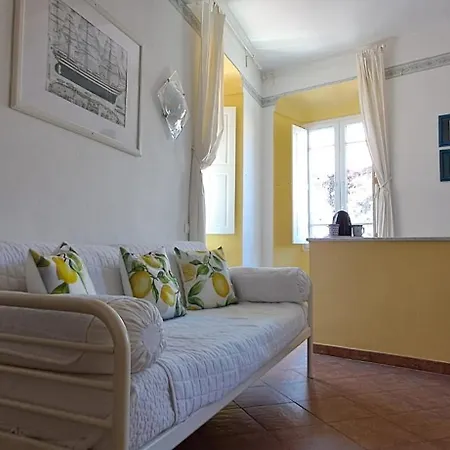 Palazzo Renzi Villa Capraia