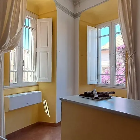 Palazzo Renzi * Capraia